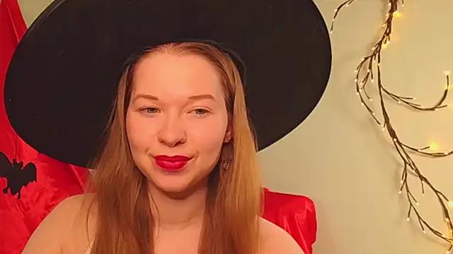 LiliMooooon from StripChat