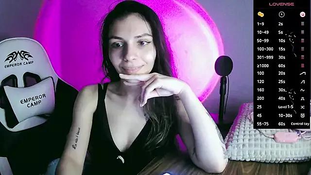 LiliRose_x from StripChat