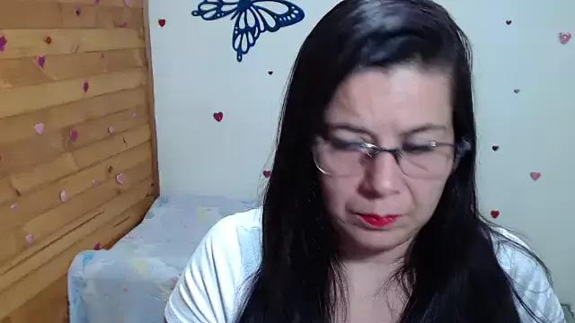 lilisa777 from StripChat