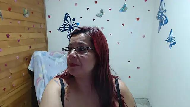 lilisa777 from StripChat