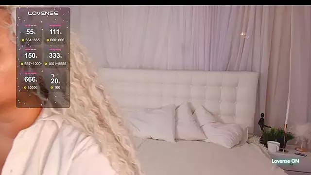 Lilit_1Love from StripChat