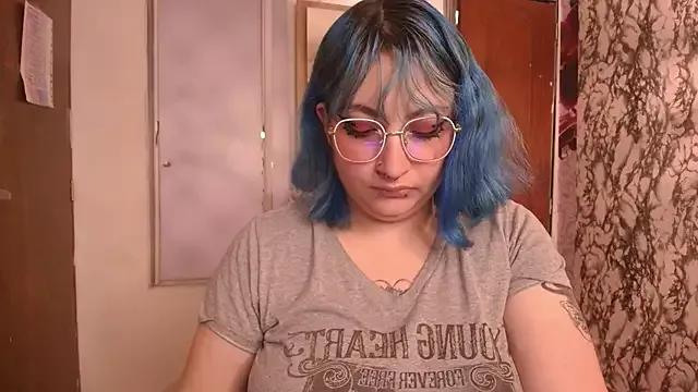 Lilith_curvy from StripChat is Freechat