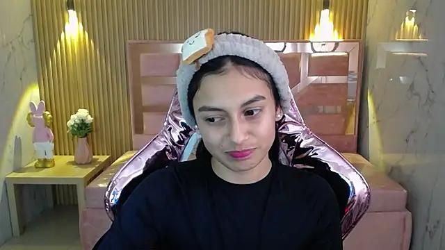 lilith_petit_sub from StripChat
