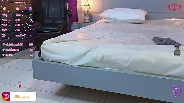 Lilith_Zen from StripChat