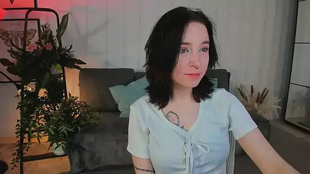 lilithlunna from StripChat