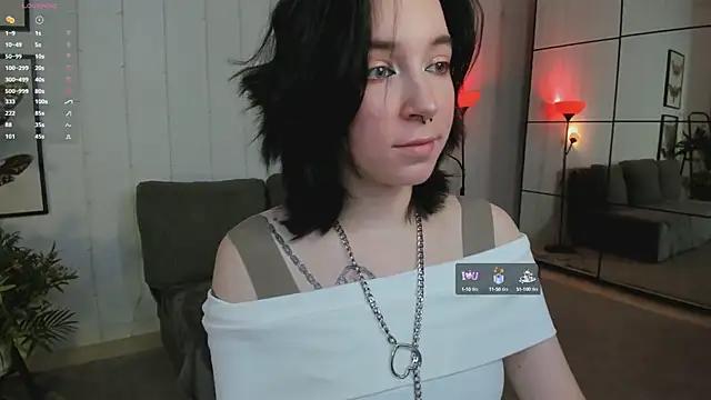 lilithlunna from StripChat