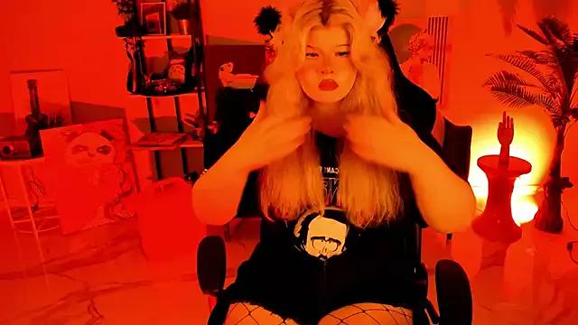 Dirty chat webcam: explore liveshows with versed models, from laying bare to fetishes, in a variety of sexy free adult webcams.
