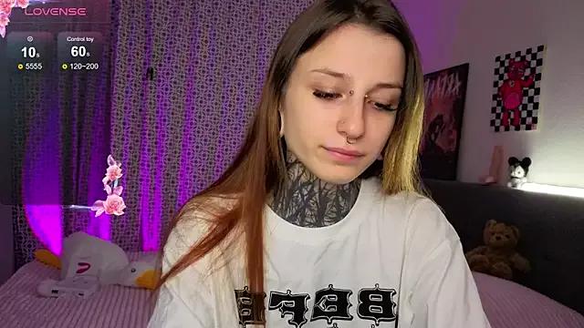 LilithPoison from StripChat