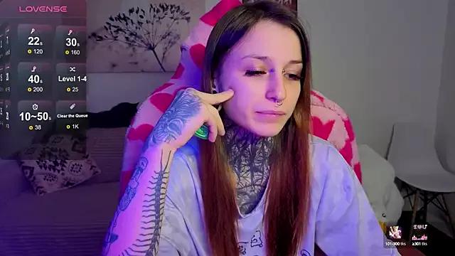 LilithPoison from StripChat