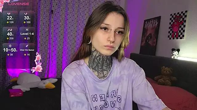 LilithPoison from StripChat