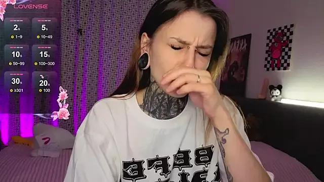 LilithPoison from StripChat