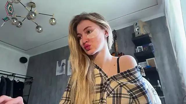 Dirty chat webcam: explore liveshows with versed models, from laying bare to fetishes, in a variety of sexy free adult webcams.