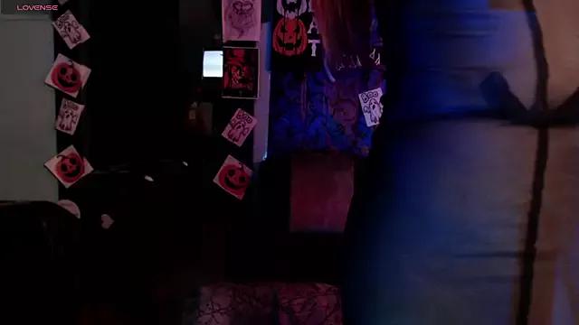 lilithword from StripChat