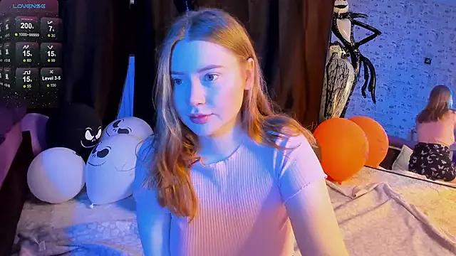 Lillie_Berry from StripChat