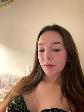 LillieOlive from StripChat