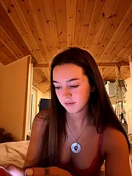 LillieOlive from StripChat