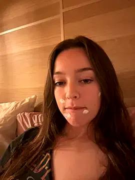 LillieOlive from StripChat