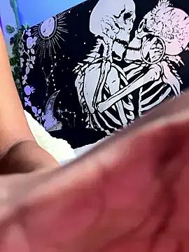 lilliiilliiillil from StripChat