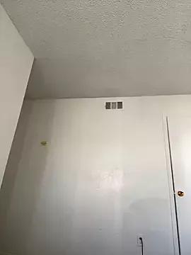 LillShayy from StripChat