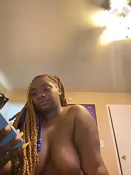 LillShayy from StripChat