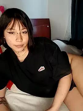 lilly_doll_ from StripChat