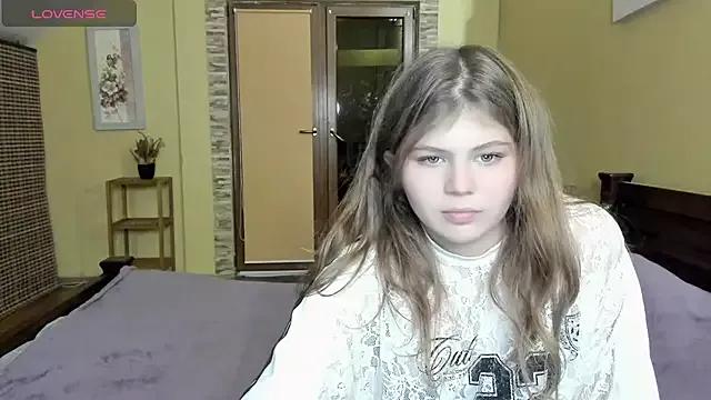 Lilly_Jess from StripChat