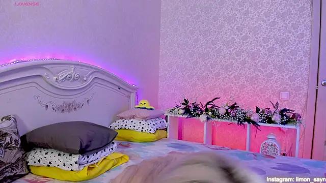 LillyMoure_ from StripChat