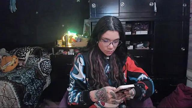 Lilmarieee from StripChat