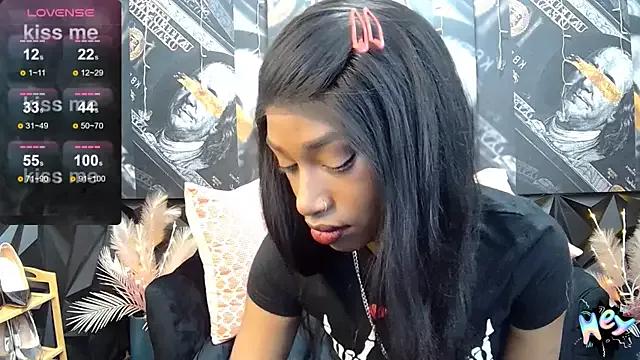 LilMissBaddy from StripChat