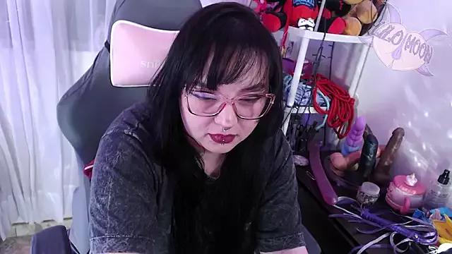 LiloMoon69 from StripChat