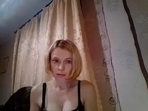 LiluXRose from StripChat