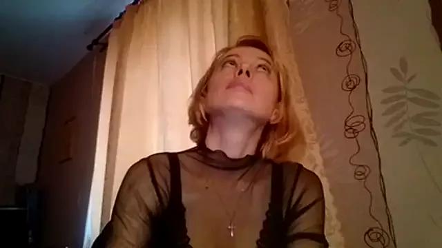 LiluXRose from StripChat