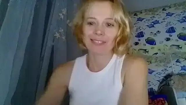 LiluXRose from StripChat