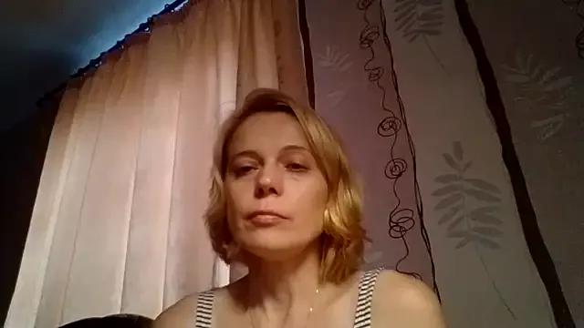 LiluXRose from StripChat