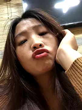LiLy-0477 from StripChat is Freechat