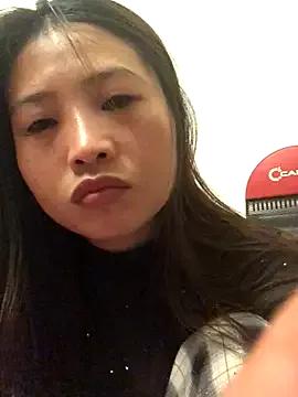 LiLy-0477 from StripChat