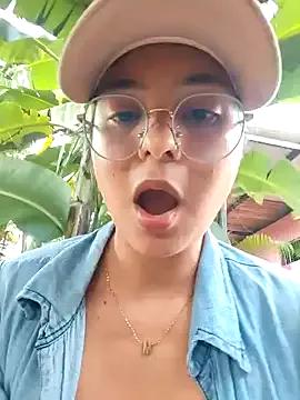 Lily-o from StripChat is Freechat