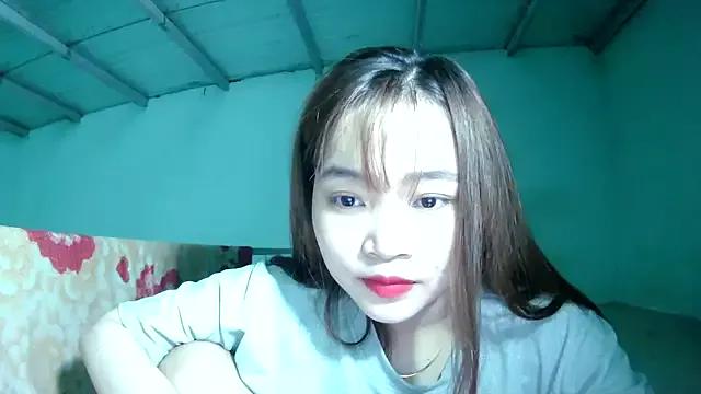 Lily3322 from StripChat