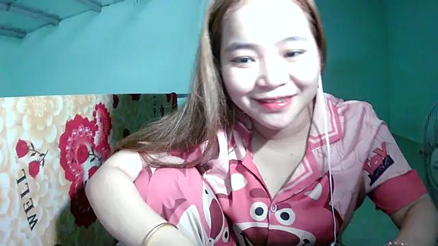 Lily3322 from StripChat
