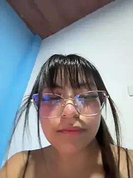 Lily_candy_X from StripChat