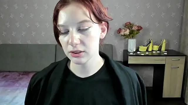 Lily_Ember from StripChat