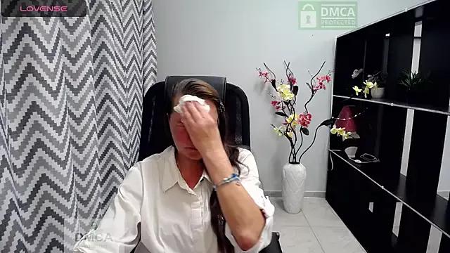 Lily_flower7 from StripChat