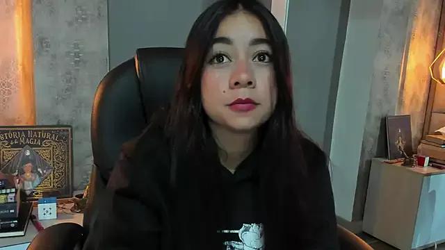 Lily_June from StripChat