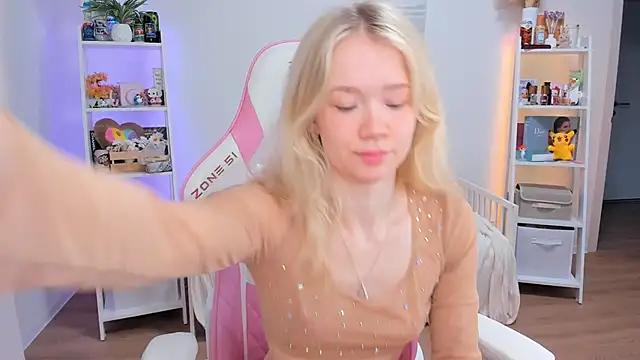 Lily_Young from StripChat