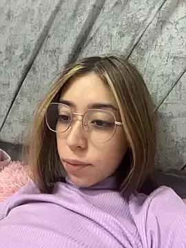 LilyCollinss webcams show profile image 