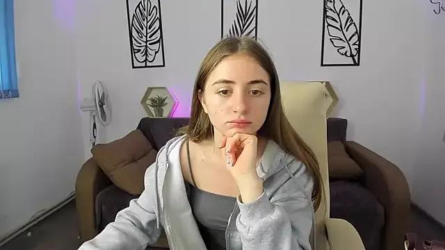 LilyHaart from StripChat