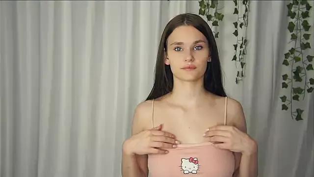 Lilykiss from StripChat is Freechat