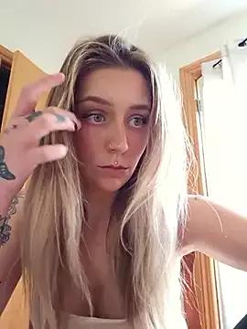 LilyOrion from StripChat