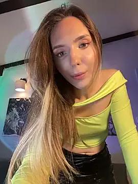 LINA_ALL_EYES_ON_YOU from StripChat is Freechat