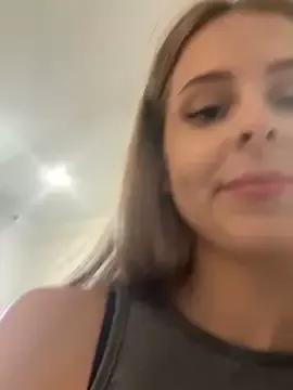 Lina_Away webcams show profile image 